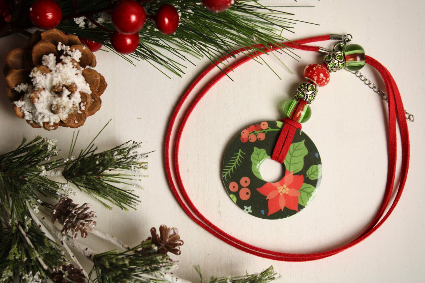 Black, Red & Green Beaded Necklace