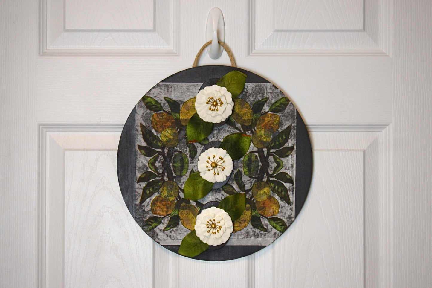 Wall / Door Hanging